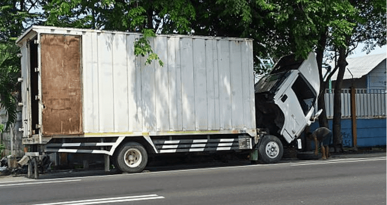 How Can a Denver Truck Accident Attorney Maximize Compensation?