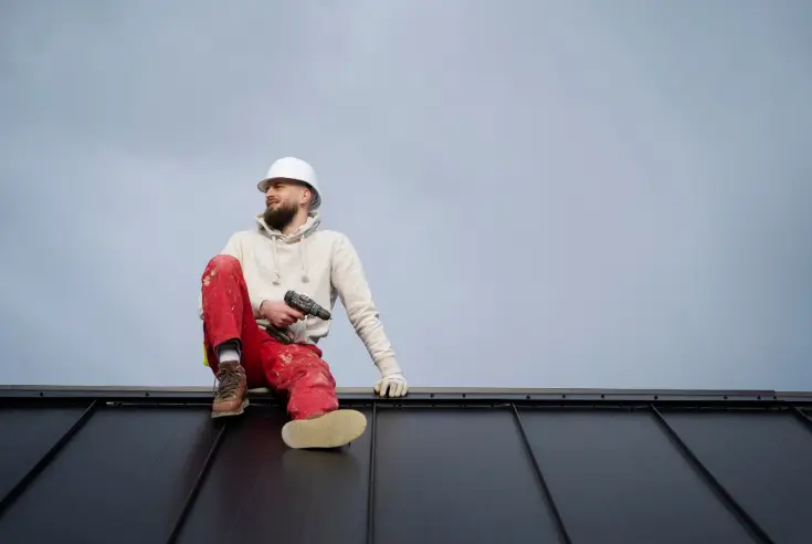 Repair or Replace? How to Evaluate an Aging Commercial Roof