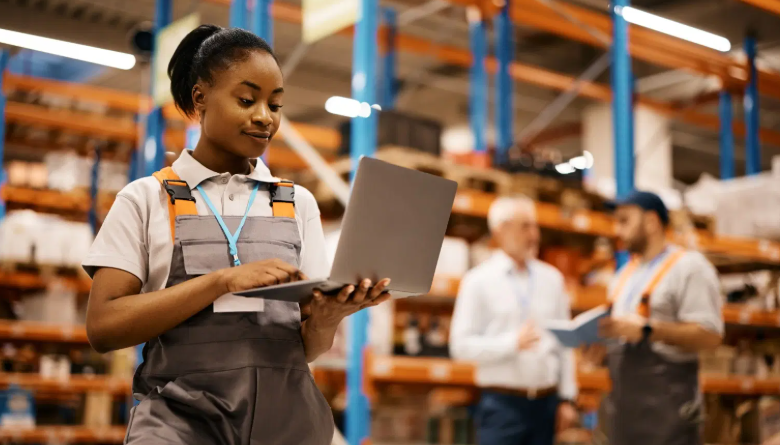 Comparing Shipping Management Tools for Online Retailers